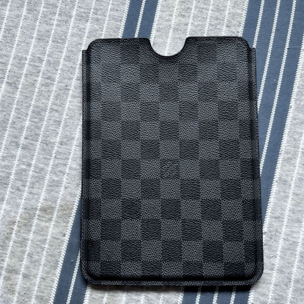 Authentic Louis Vuitton Damier Graphite Sleeve